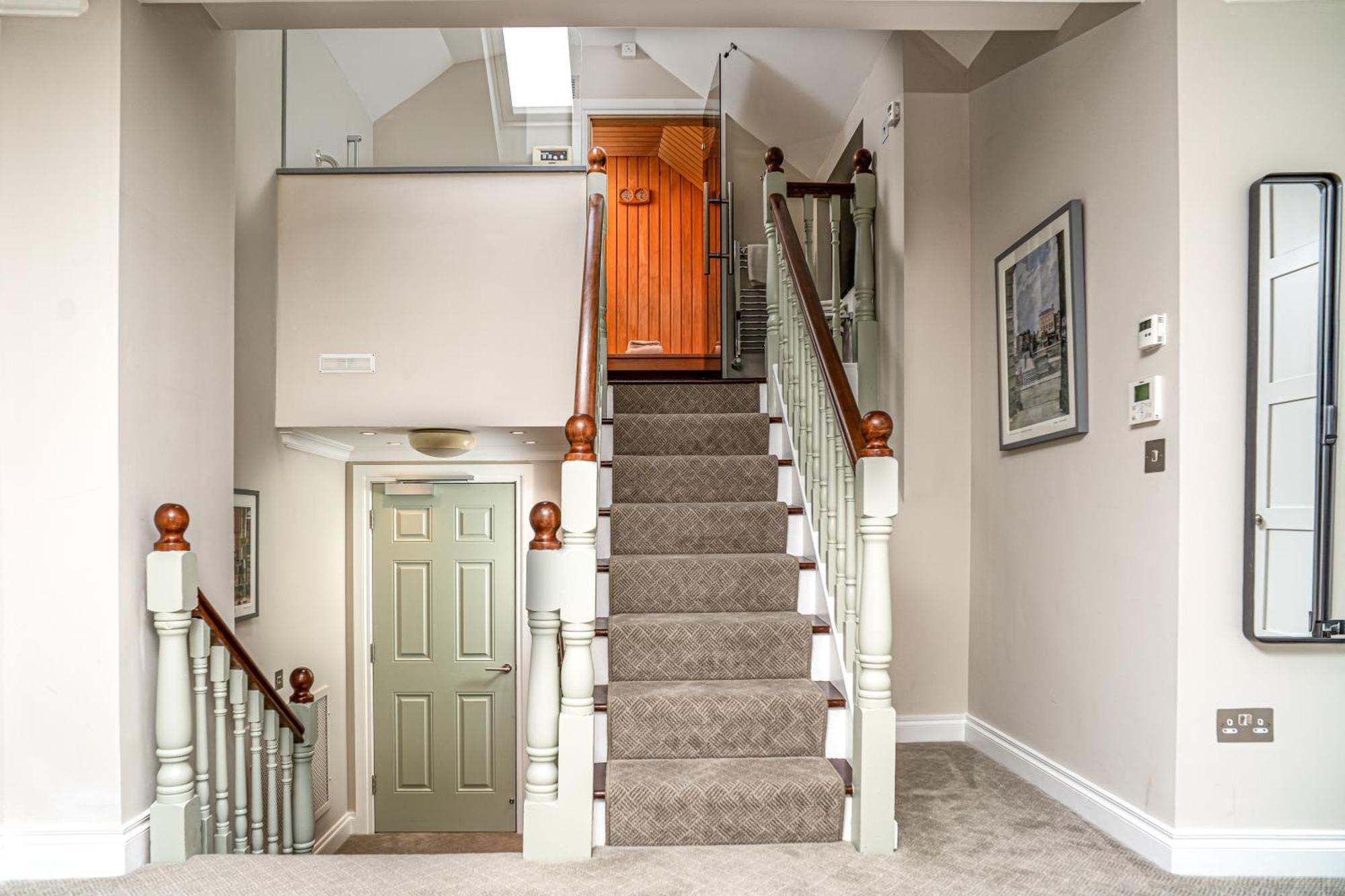 Roxford Lodge Hotel Dublin Bagian luar foto
