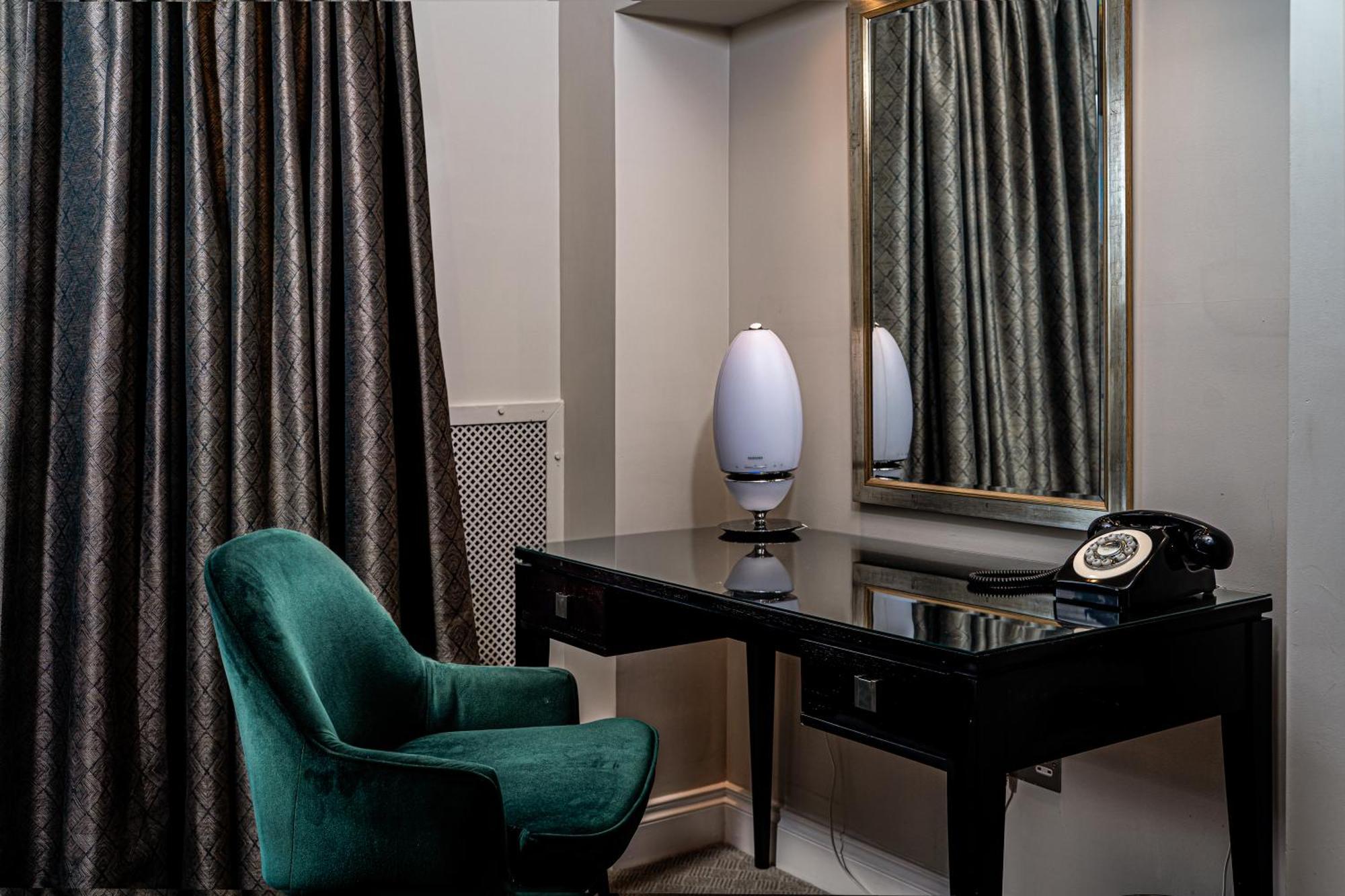 Roxford Lodge Hotel Dublin Bagian luar foto